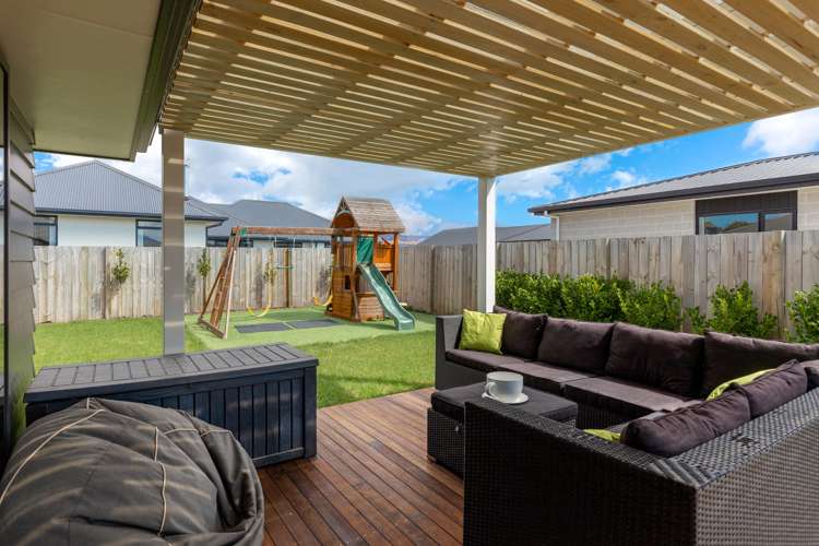 29 Corsair Crescent Burleigh_16