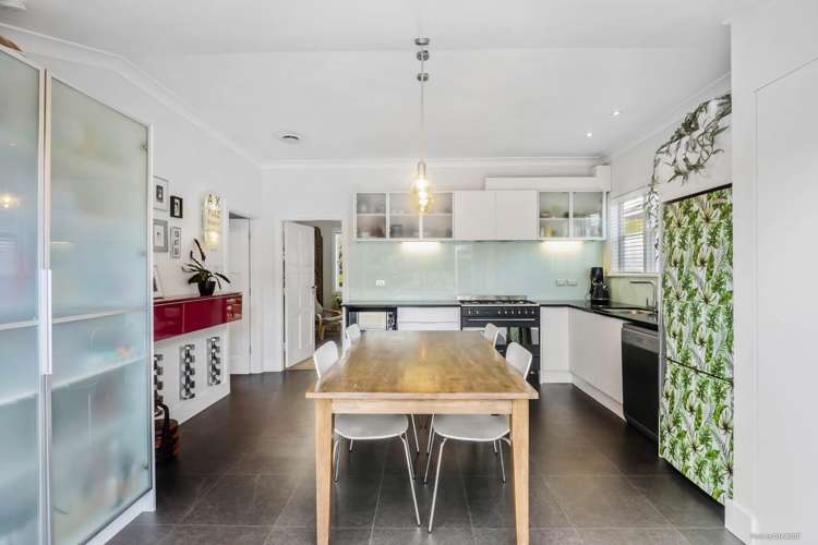 42 Springleigh Avenue Mount Albert_11