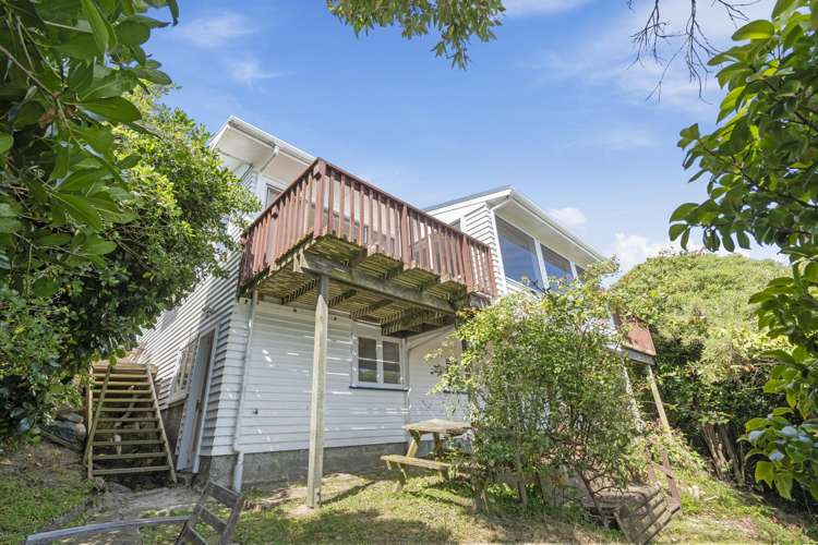 36 Roys Road Plimmerton_20