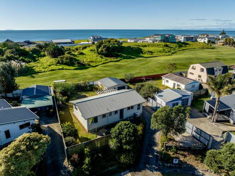 16 Alpha Avenue Coastlands_16