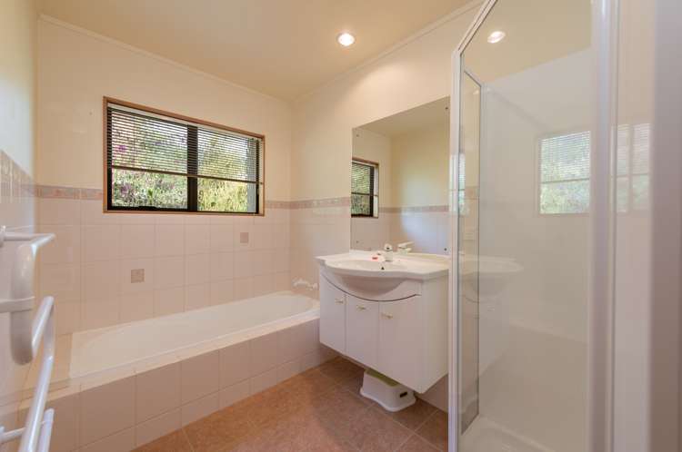 13 Idesia Grove Richmond_13
