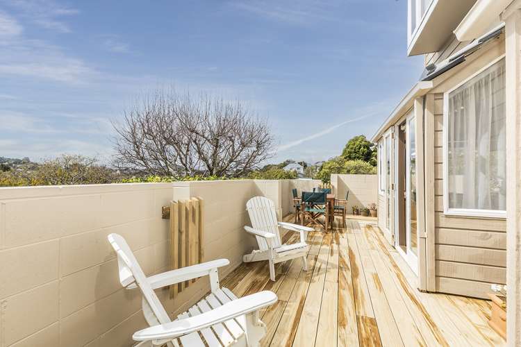 4 Ridd Crescent Karori_18