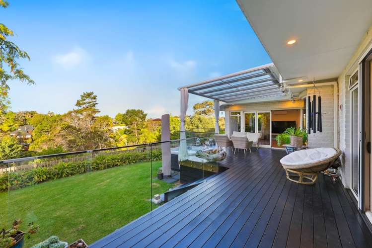 22 Windfall Grove Greenhithe_15