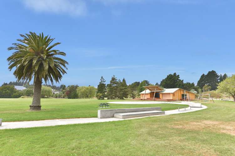 77 Dunns Avenue The Pines Beach_22