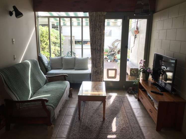 19 Crisp Avenue Pukekohe_6