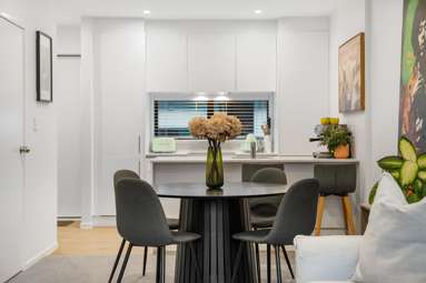 16/5A Tecoma Street_1