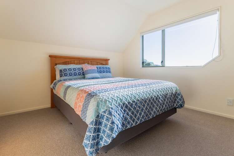 8a Rewarewa Crescent Waikanae_18