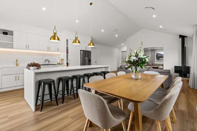 104 Pelorus Avenue Poraiti_10