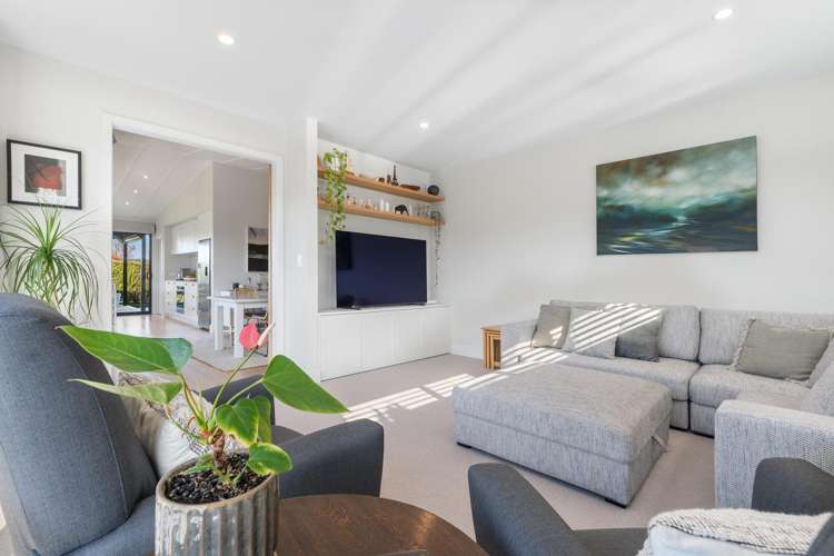 1 Tuaia Street Pyes Pa_21