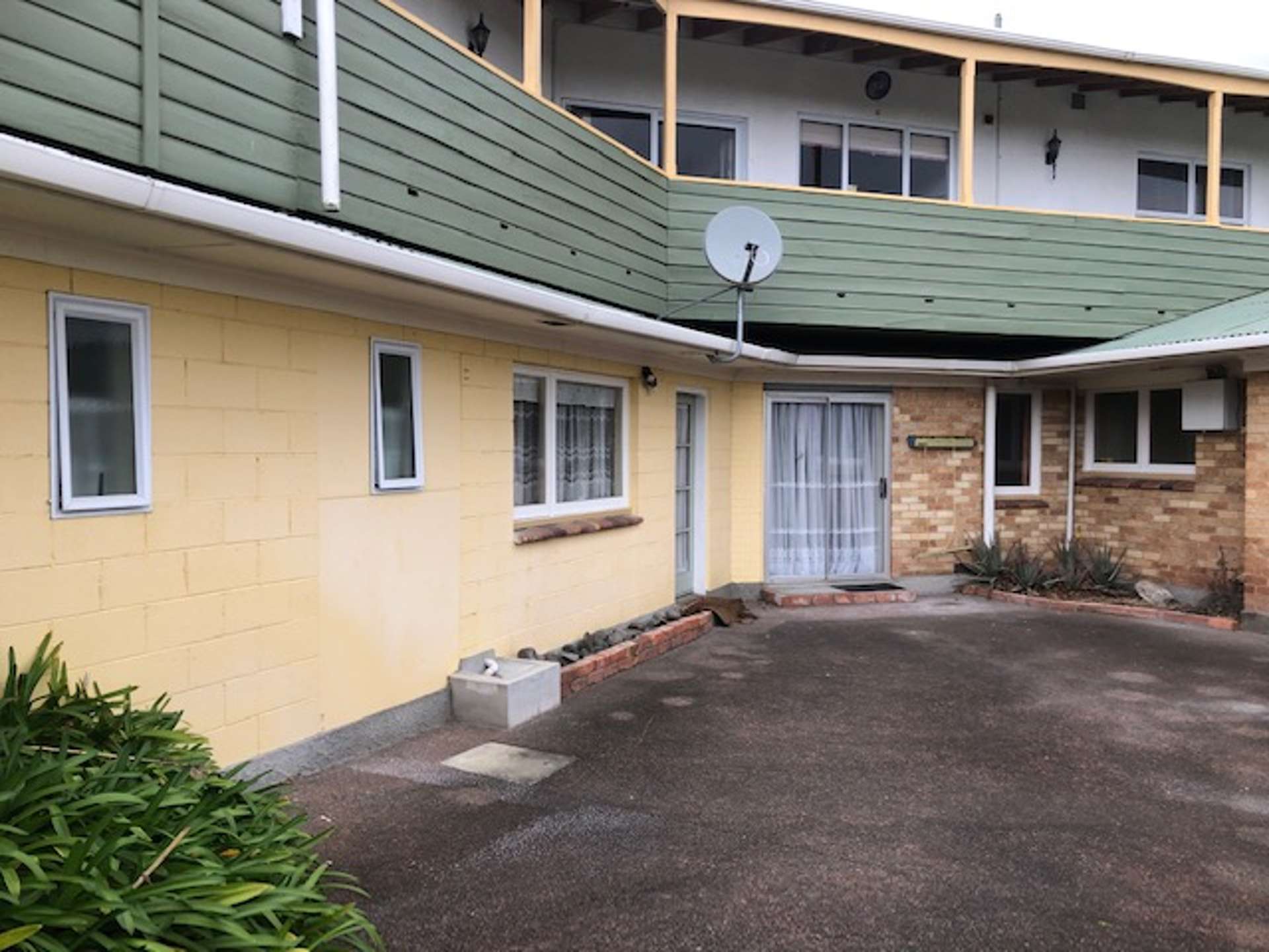 3/57b Joll Road 10484_0