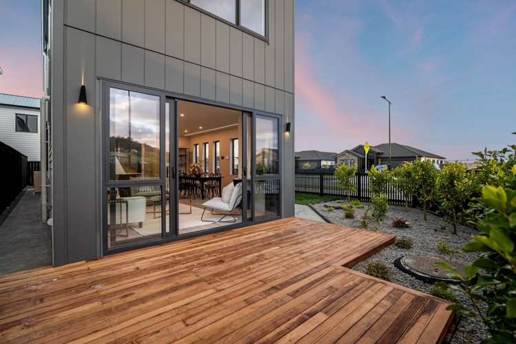98 Parish Drive_2