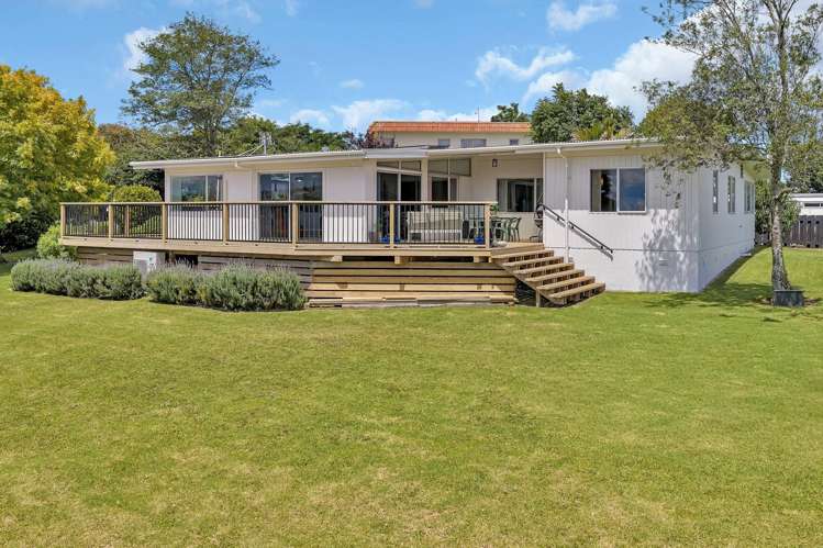 99 Fisher Terrace Te Kamo_15