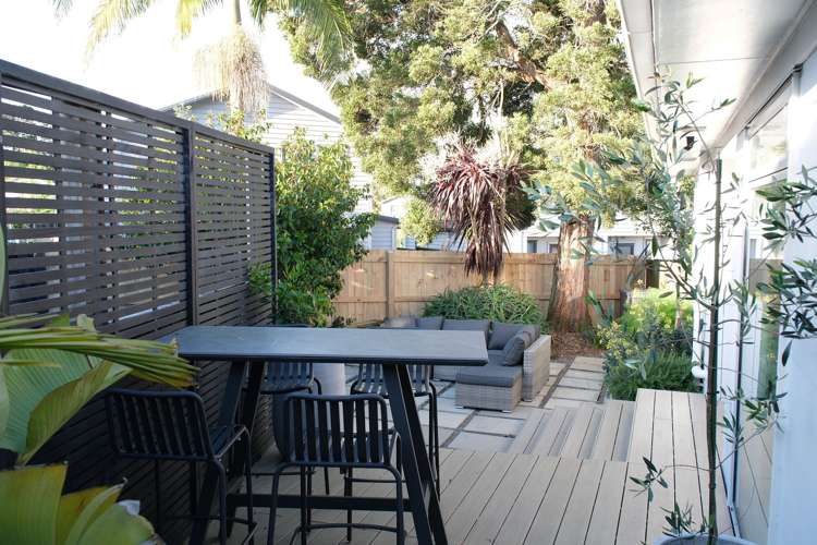 1/12 Hinton Place Weymouth_17
