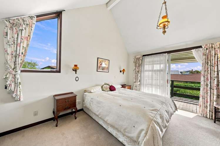 15B Saint Winifreds Place Bryndwr_11