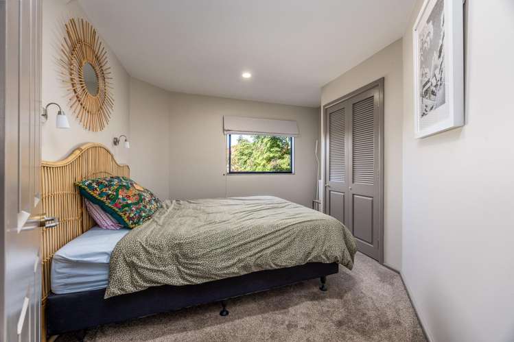 82 Hadfield Street Beach Haven_12