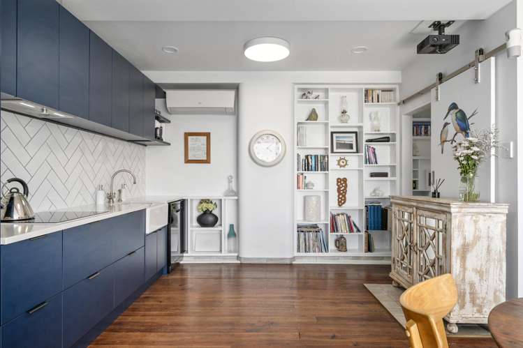 709 Marine Drive Eastbourne_3