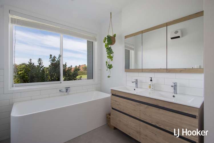 121 Koutunui Road Athenree_30