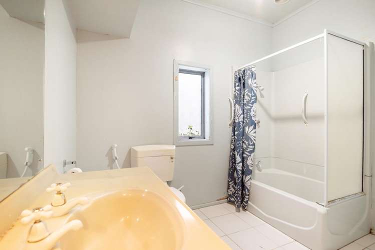 17 Napier Avenue Takapuna_13