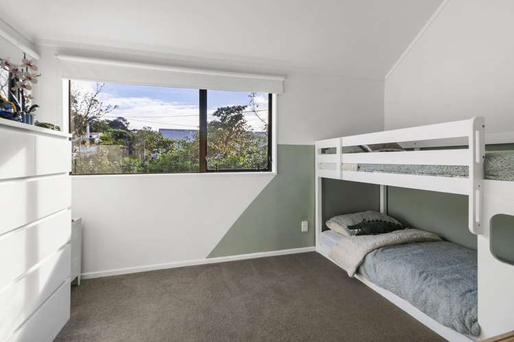 1/163 Queens Drive Lyall Bay_9