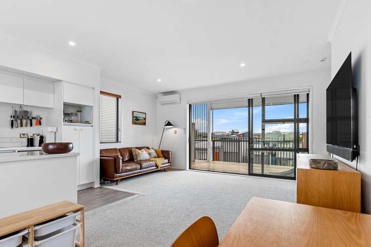 16 Raranga Lane Hobsonville_15