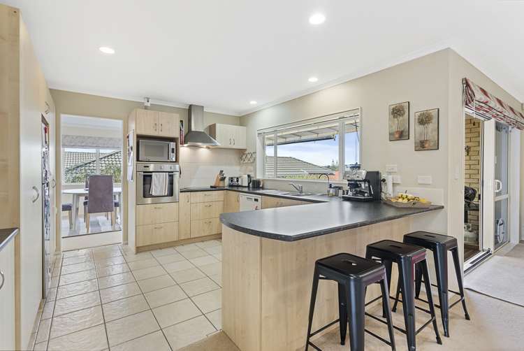 11 Kath Hopper Drive Orewa_6