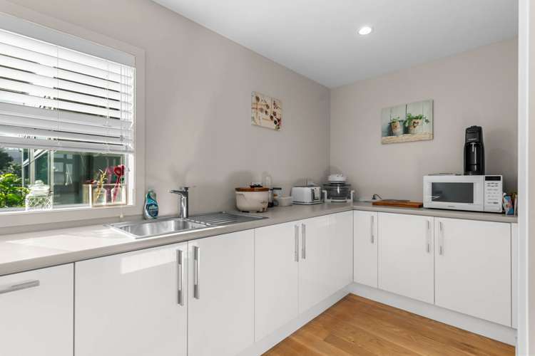 123 Marsden Bay Drive One Tree Point_8