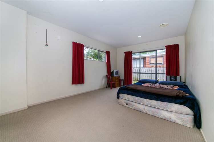 15b Glenorchy Street Glen Eden_16