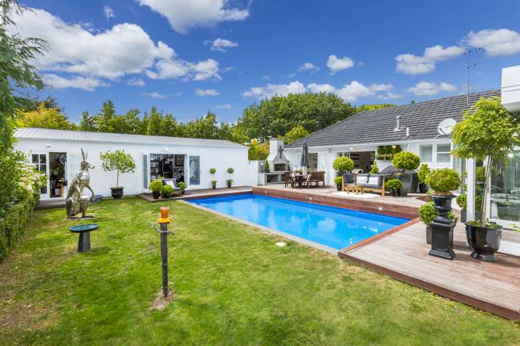 385 Fergusson Drive Heretaunga_21