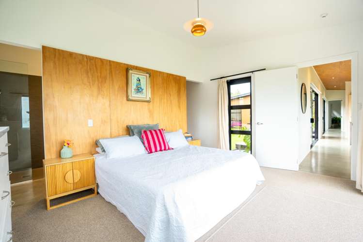 29 Muritai Road Parua Bay_12