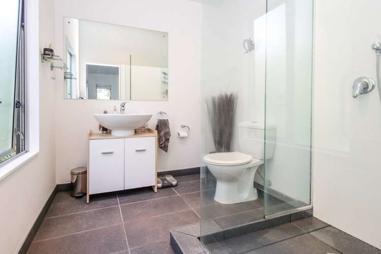 41 Raymond Terrace Northcote_10