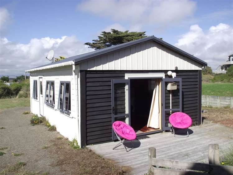 19a Marine Parade South Foxton Beach_10