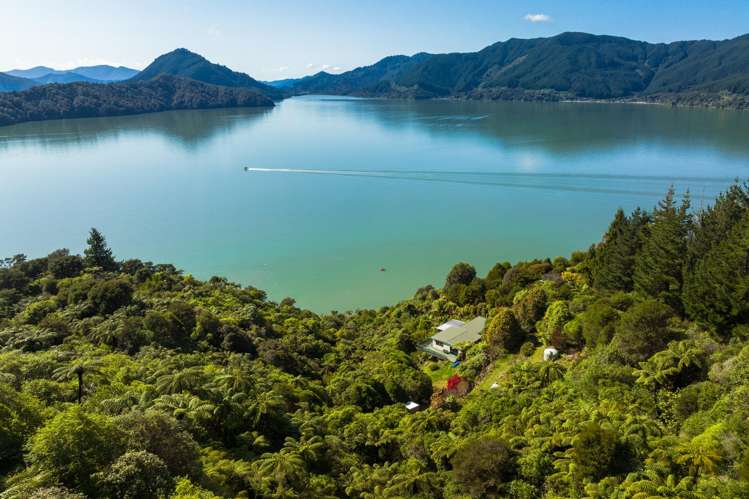 1 Black Point, Whatanihi Marlborough Sounds_16