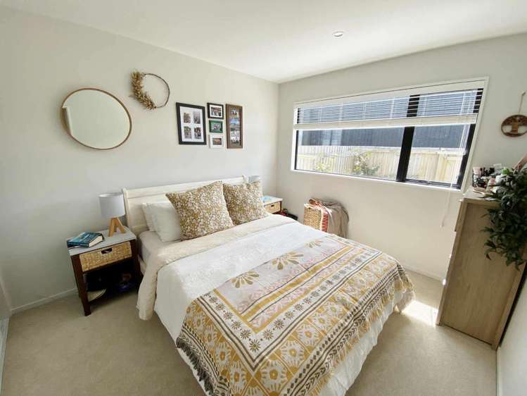 2/98 Hills Road Richmond_6