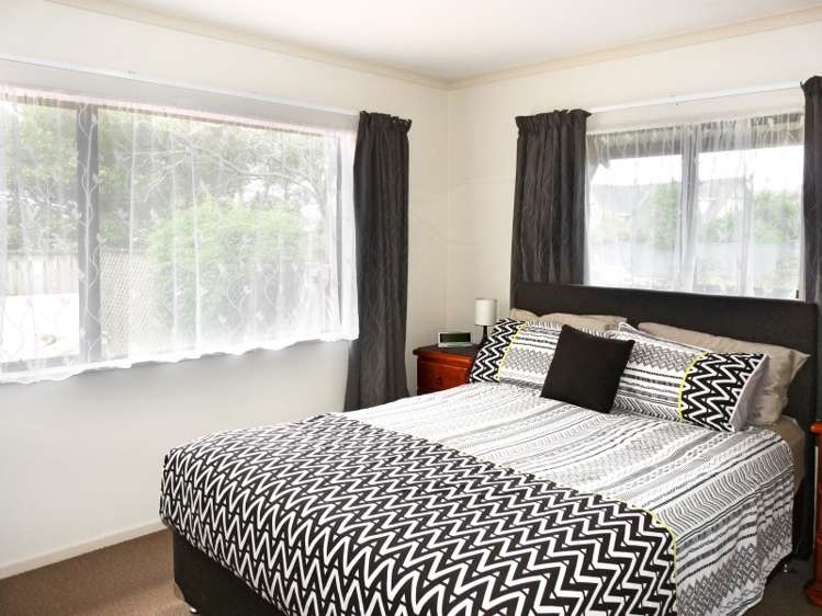 34 Lord Auckland Road Wakefield_6