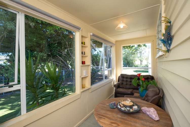 1 Kuku Street Te Awanga_9