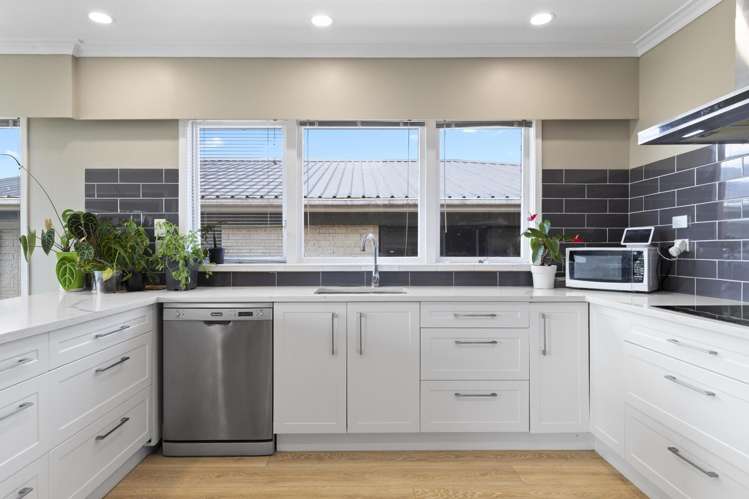 8 Hamlet Place Pukekohe_2