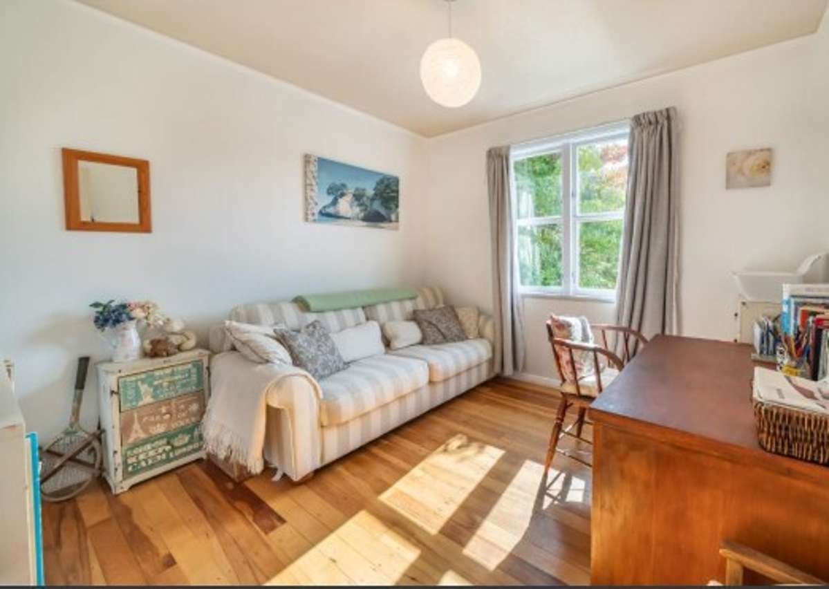 121 Wainuiomata Road_2