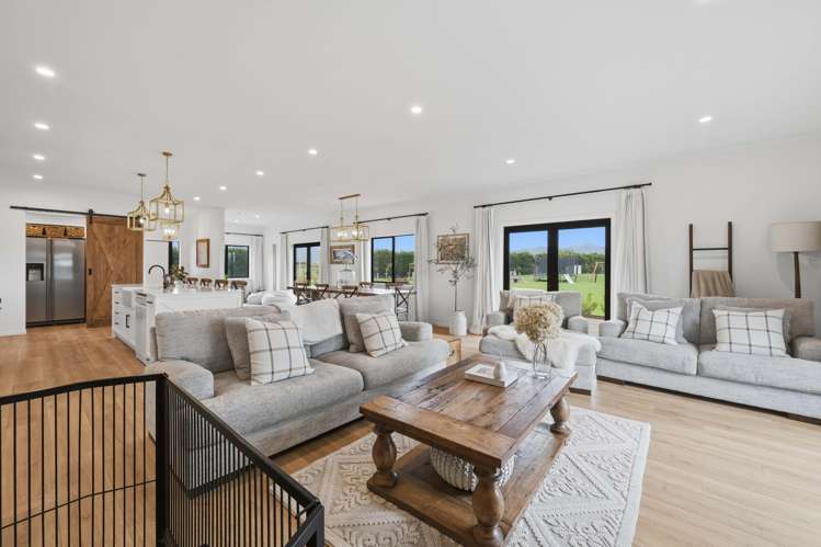 29 Humphries Road Waimumu_13
