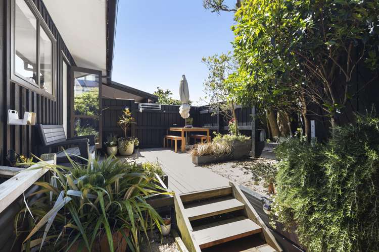 14a Indira Place Khandallah_13