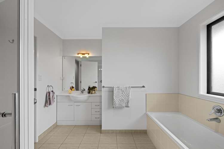 208 - 208B Glenmore Road Coatesville_9