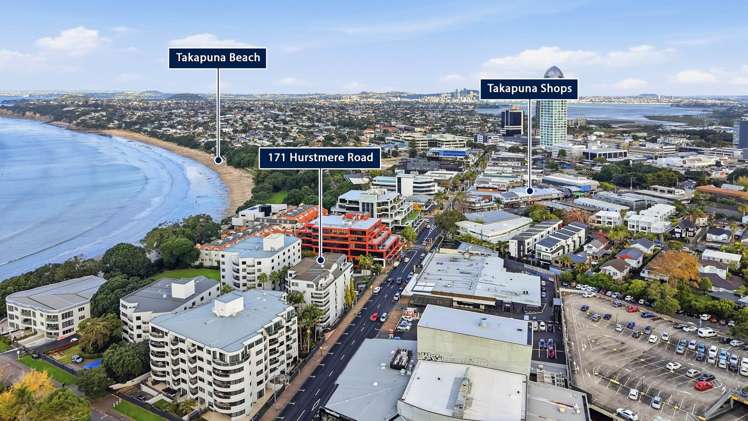 2C/171 Hurstmere Road Takapuna_32