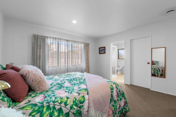 11 Kahurangi Drive Lynmore_9