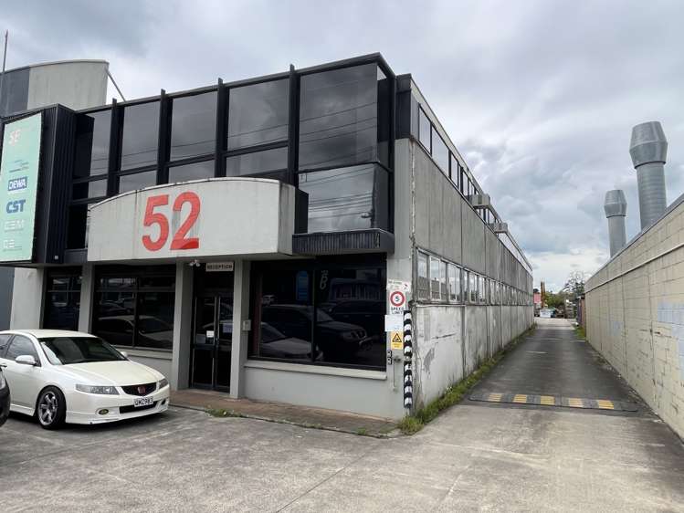 52 Porana Road Wairau Valley_1