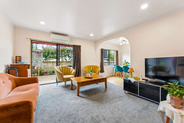 1/19 Greenvalley Rise Glenfield_3