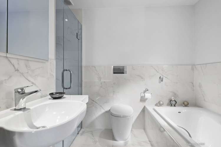 6 The Crescent Roseneath_16