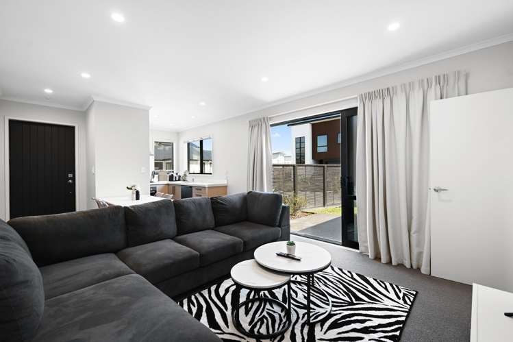 16/37 North Ridge Drive Rototuna North_2