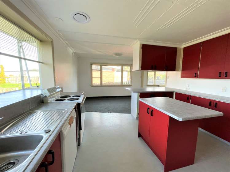 261 Clyde Street Balclutha_7