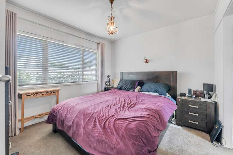2/25 Kitchener Road_5