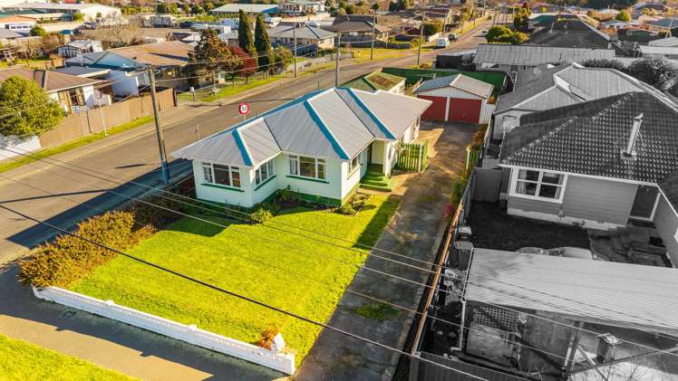 77 Hargood Street Woolston_12