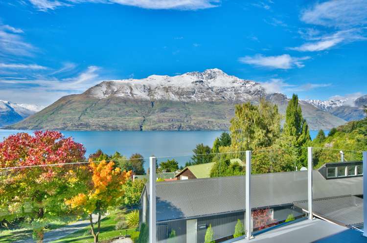 8b Moss Lane Fernhill/Sunshine Bay_19